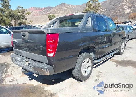 2004 Chevrolet Avalanche 1500 from USA, damaged, VIN 3GNEC12T24G277705